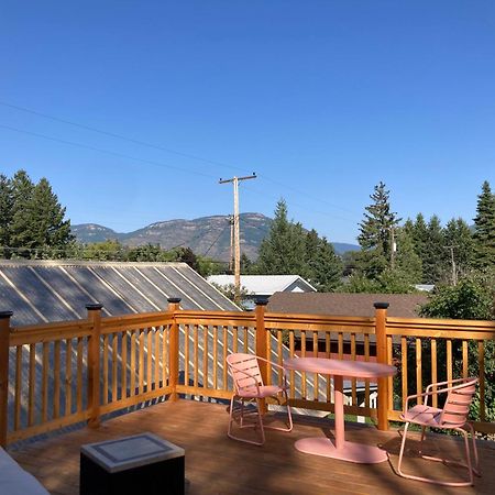 Victorian Guest Getaway-20Mins To Glacier National Park-10Mins To Airport! Колумбия-Фолс Экстерьер фото
