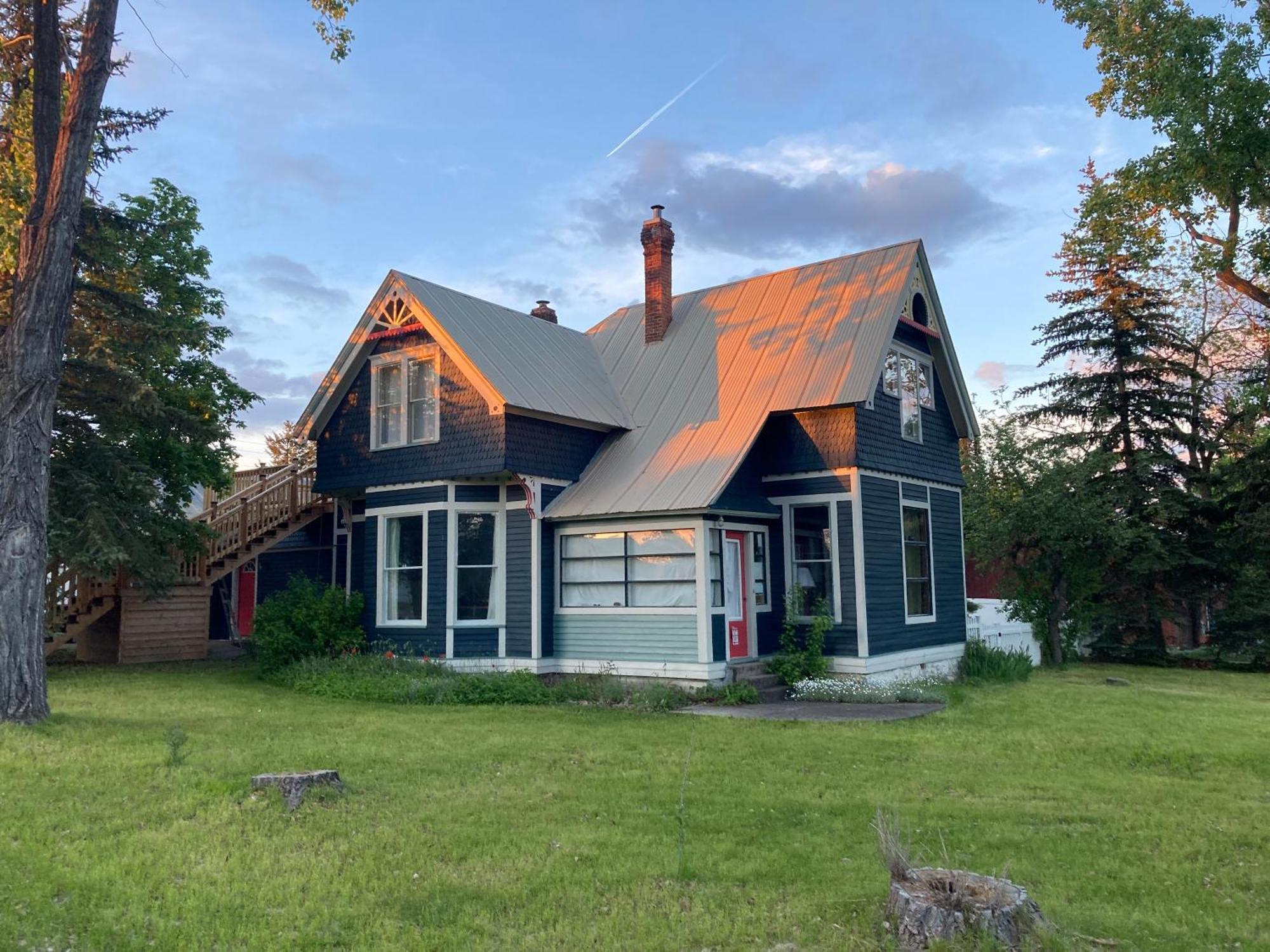 Victorian Guest Getaway-20Mins To Glacier National Park-10Mins To Airport! Колумбия-Фолс Экстерьер фото