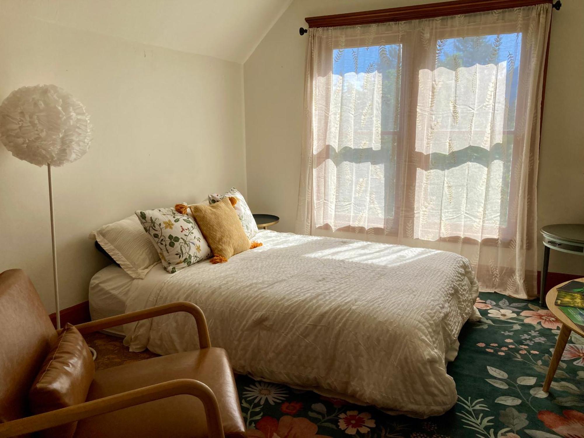 Victorian Guest Getaway-20Mins To Glacier National Park-10Mins To Airport! Колумбия-Фолс Экстерьер фото